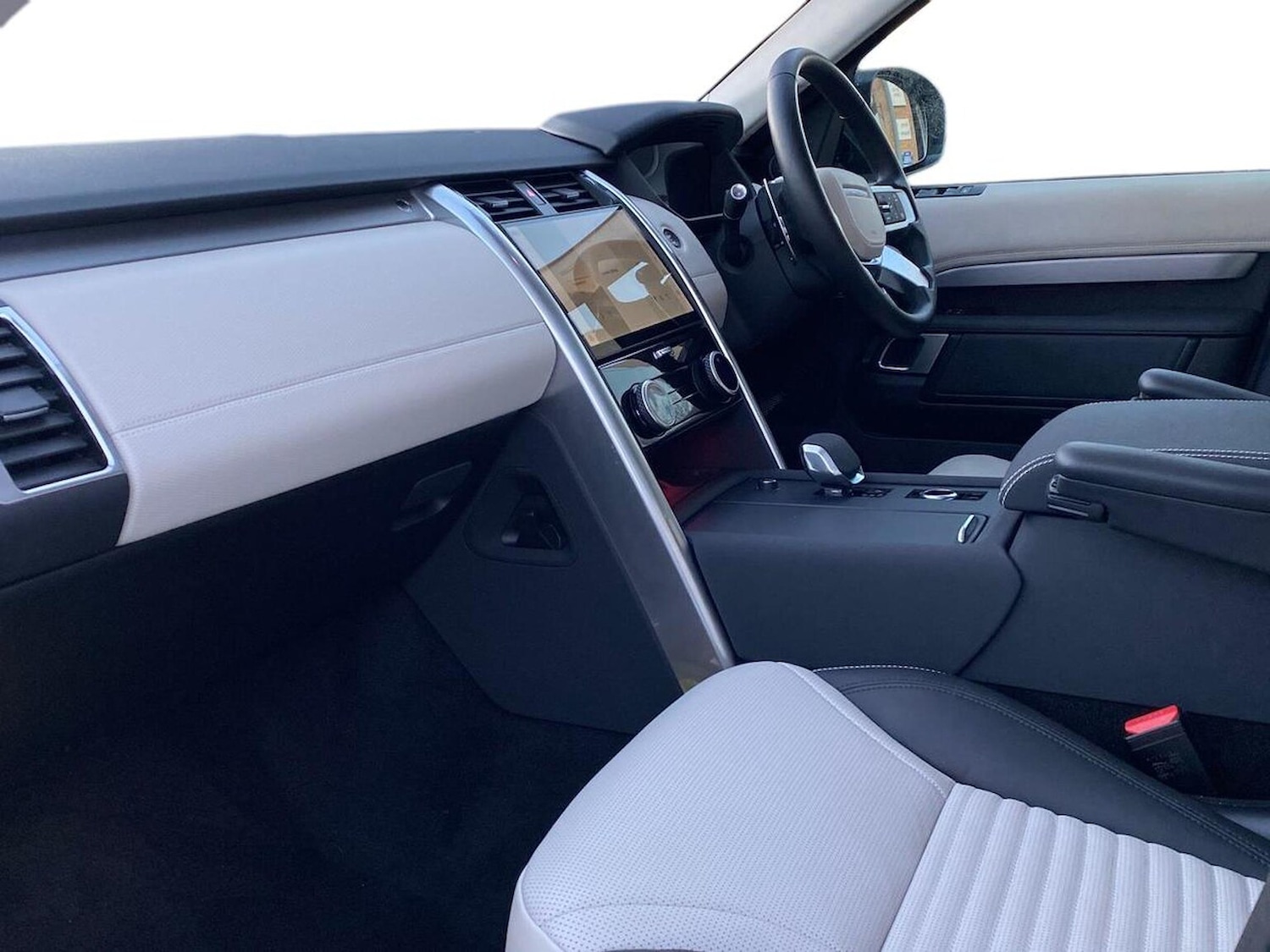 Used Land Rover Discovery 2025 for sale - 77077319: Photo 5