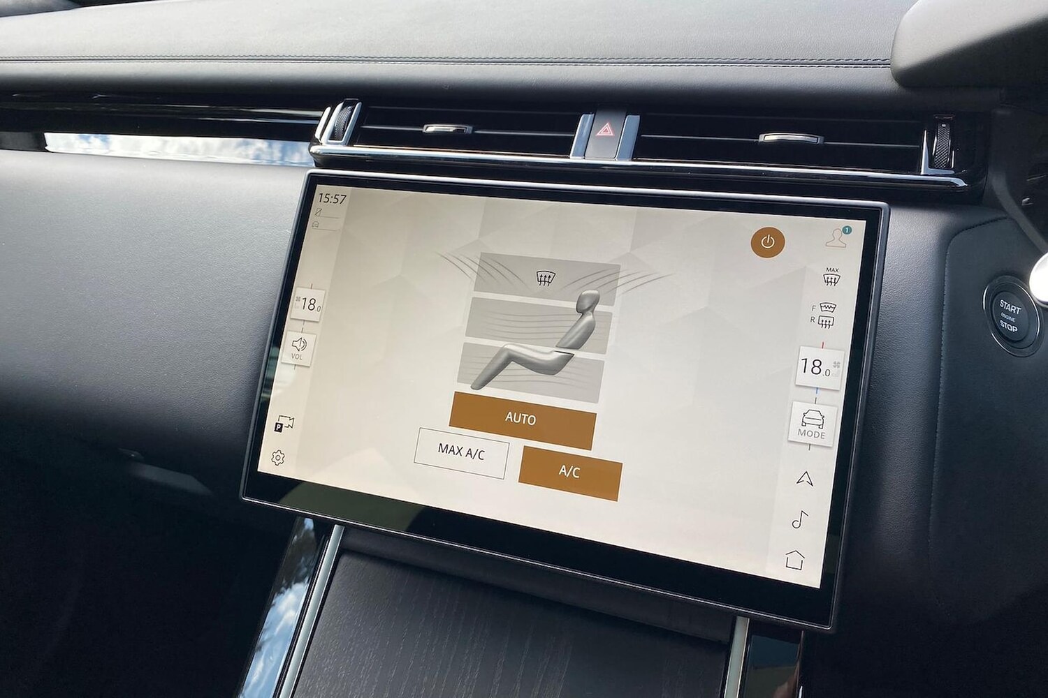 Used Land Rover Range Rover Velar 2025 for sale - 77487952: Photo 22