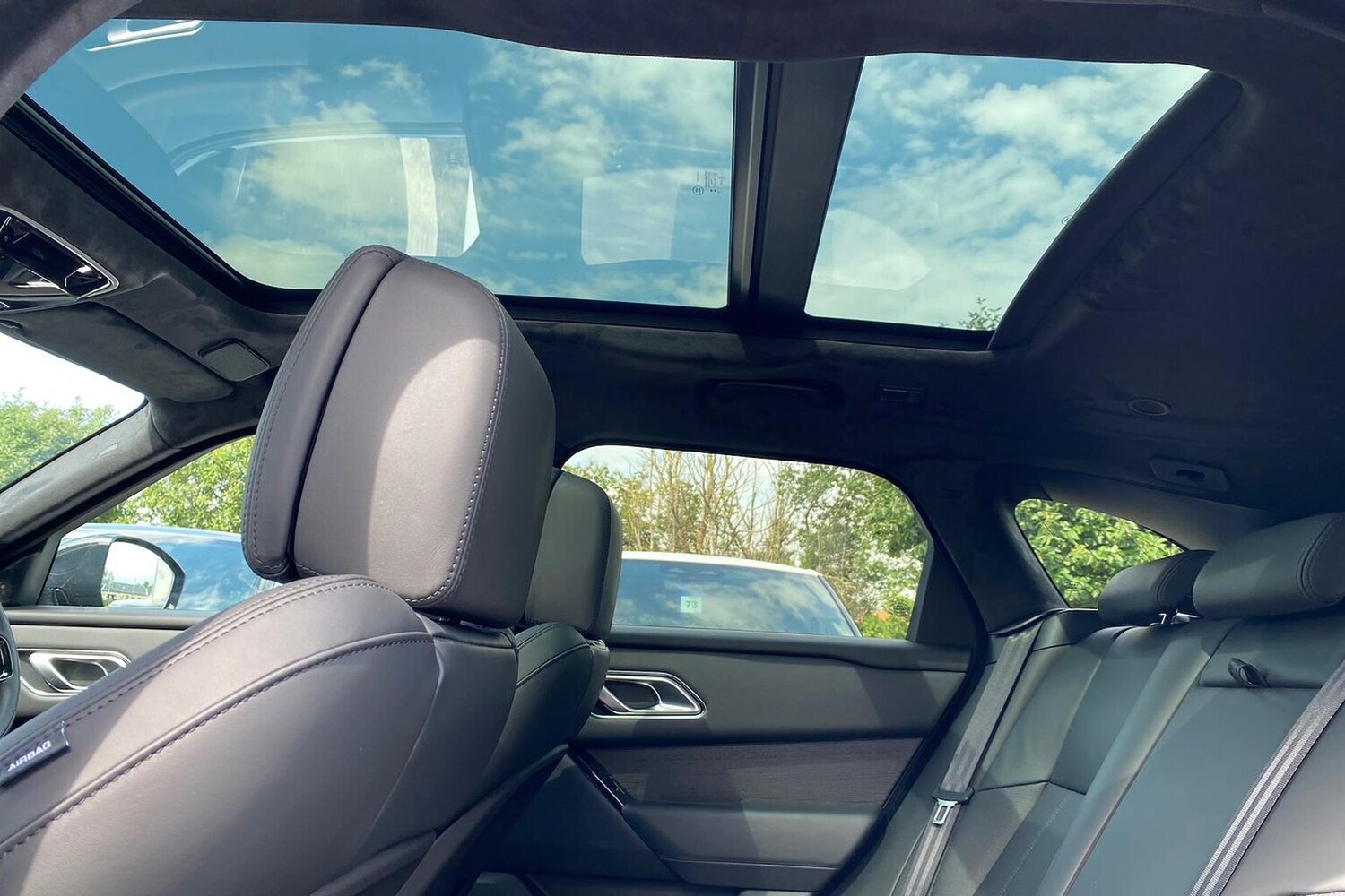 Used Land Rover Range Rover Velar 2025 for sale - 77487952: Photo 32