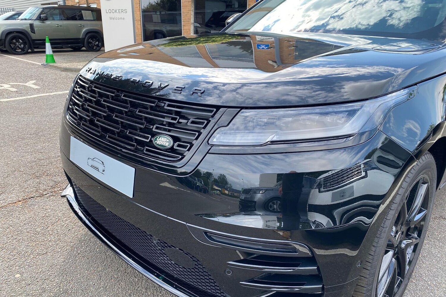 Used Land Rover Range Rover Velar 2025 for sale - 77487952: Photo 33