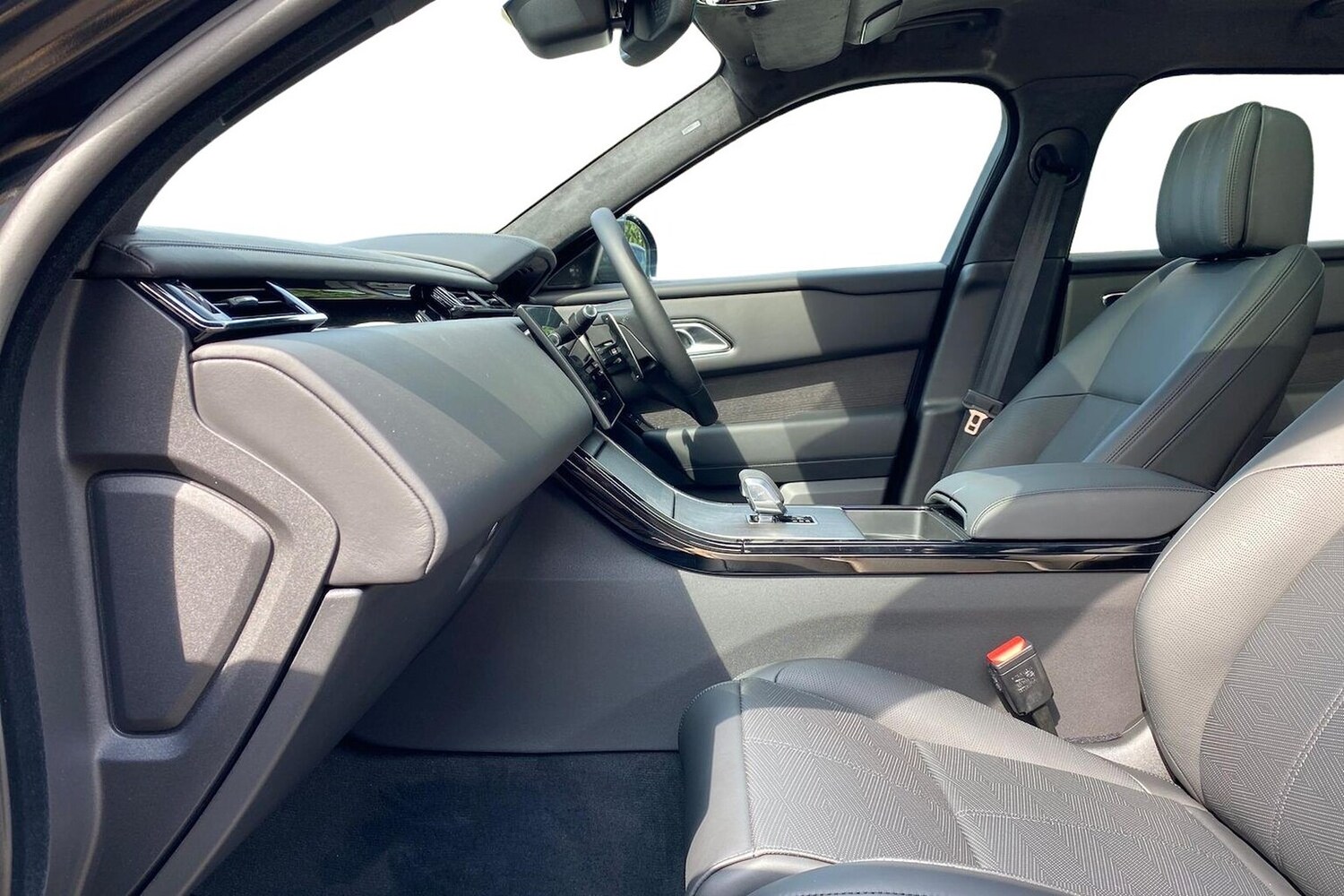 Used Land Rover Range Rover Velar 2025 for sale - 77487952: Photo 7