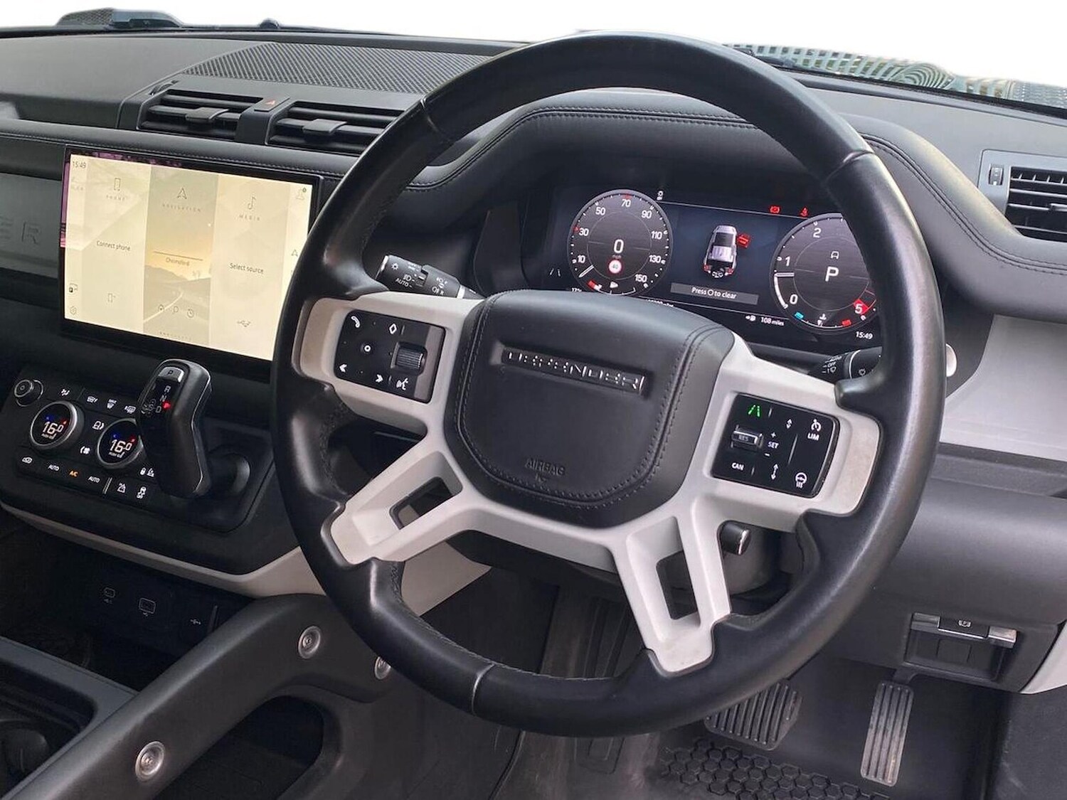 Used Land Rover Defender 2023 for sale - 76347045: Photo 15