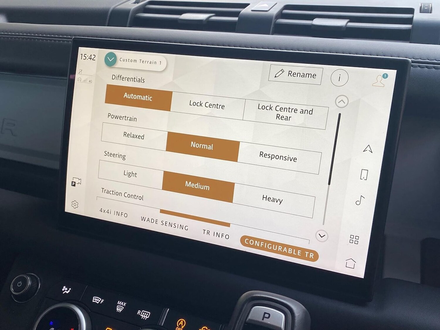 Used Land Rover Defender 2023 for sale - 76347045: Photo 38