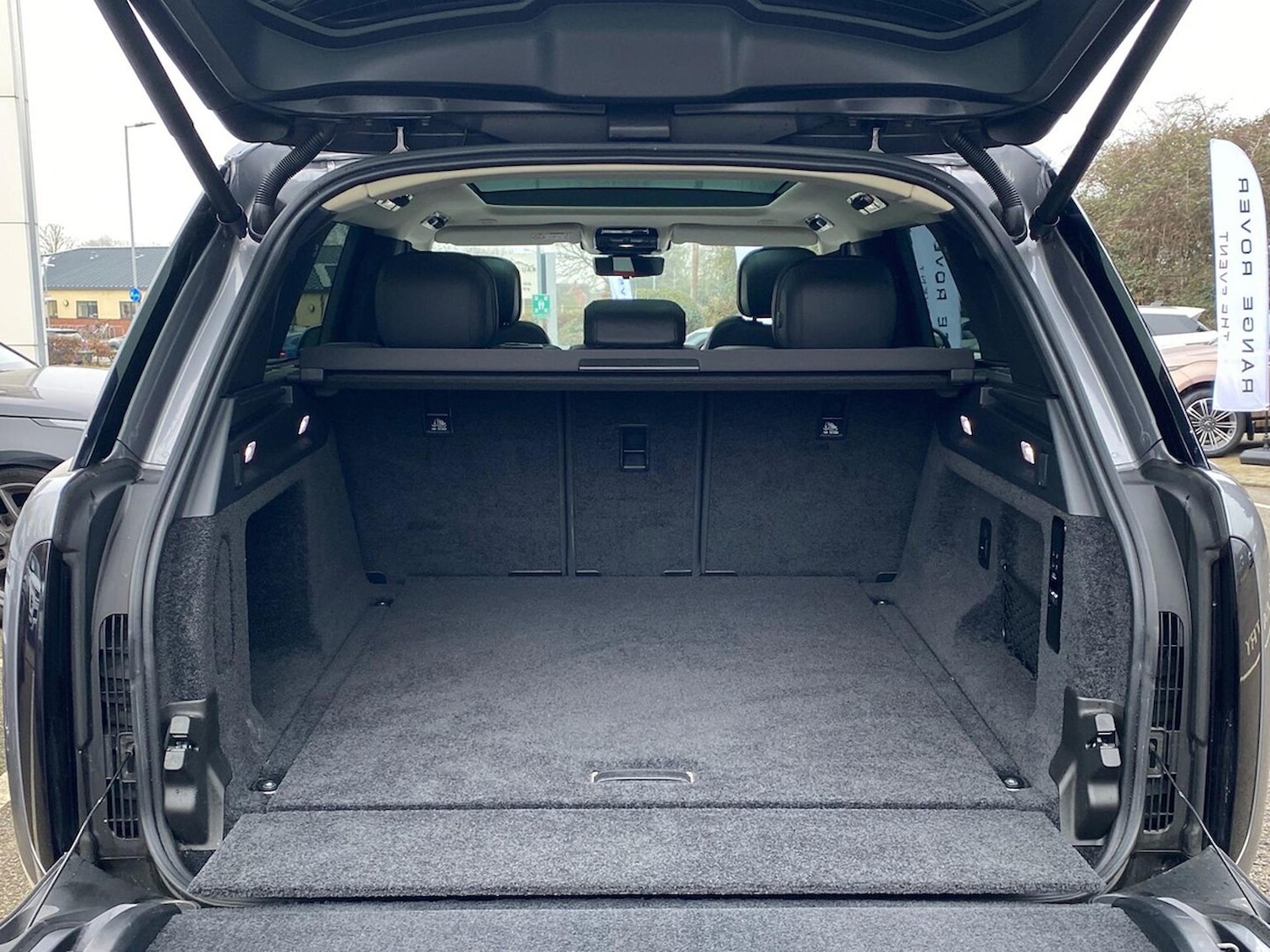 Used Land Rover Range Rover 2024 for sale - 77888682: Photo 10