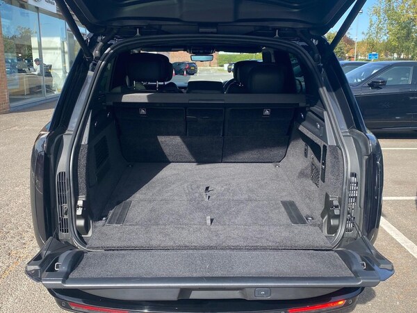 Used Land Rover Range Rover 2024 for sale - 76047792: Photo 10