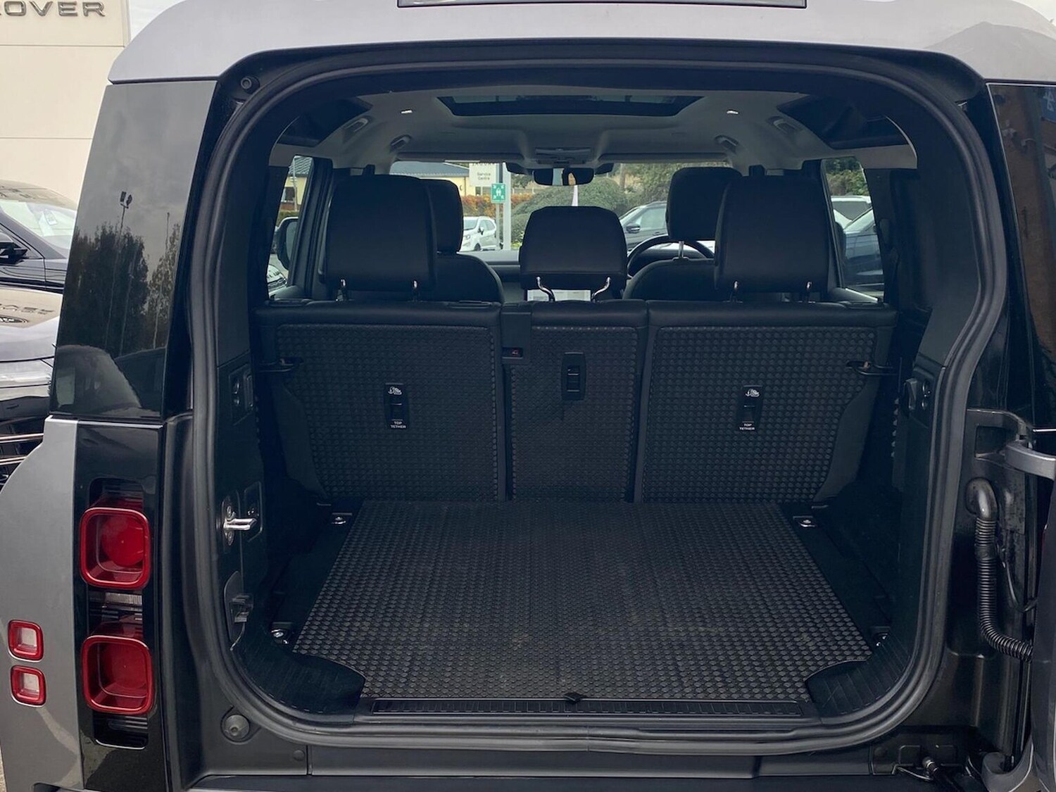 Used Land Rover Defender 2022 for sale - 76149432: Photo 10