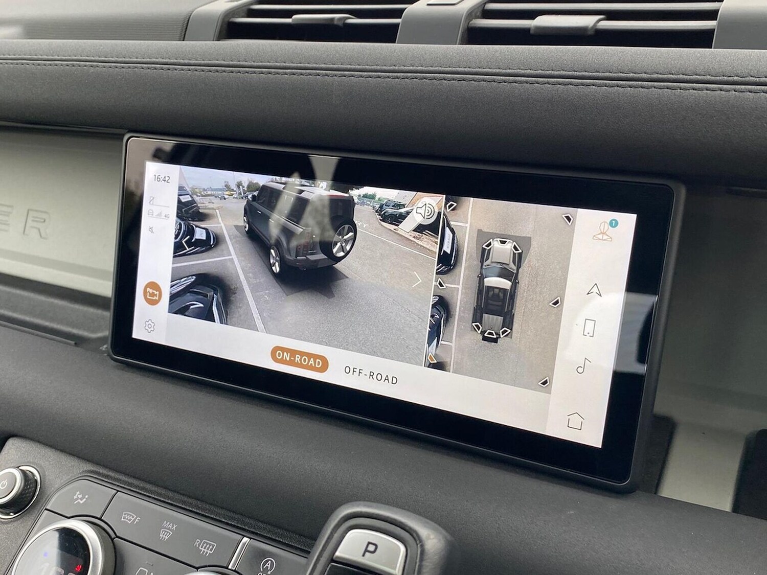 Used Land Rover Defender 2022 for sale - 76149432: Photo 12