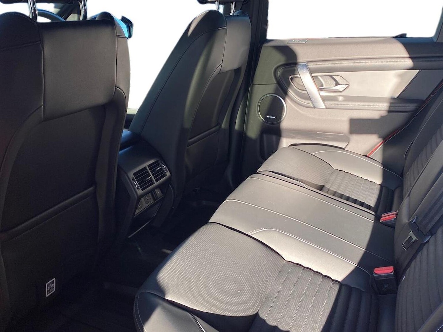 Used Land Rover Discovery Sport 2024 for sale - 77629380: Photo 4