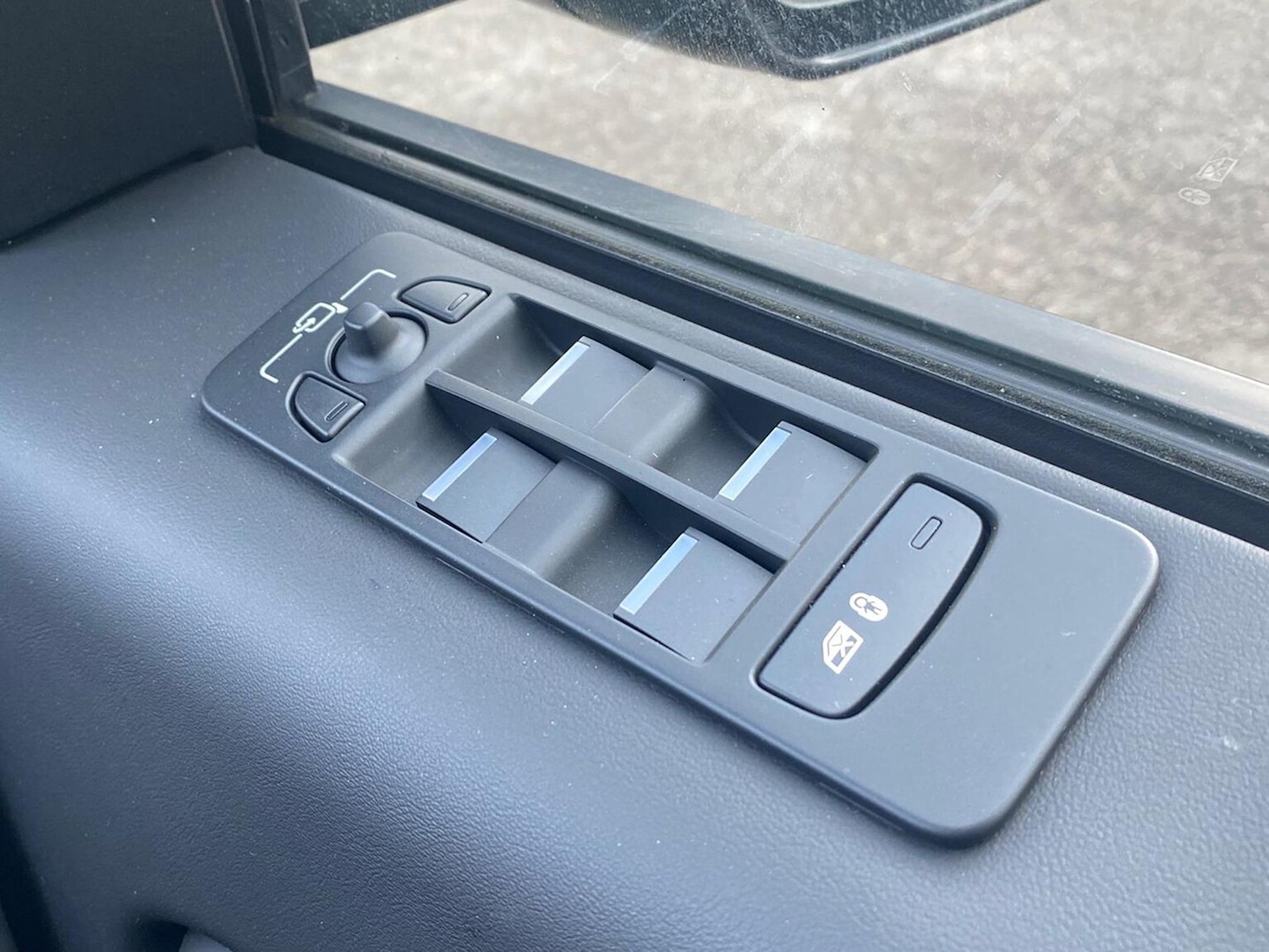 Used Land Rover Discovery Sport 2024 for sale - 78193610: Photo 27