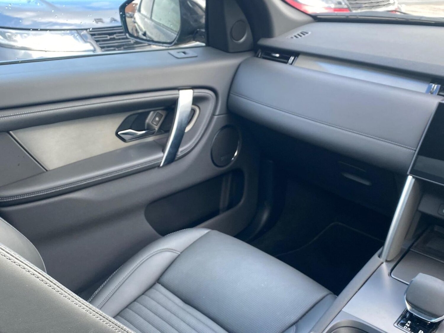 Used Land Rover Discovery Sport 2024 for sale - 78193610: Photo 33