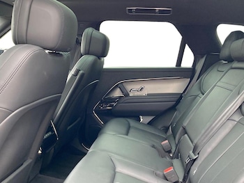 Used Land Rover Range Rover Sport 2024 for sale - 76243188: Photo 4
