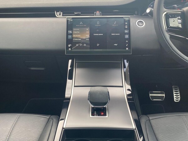 Used Land Rover Range Rover Evoque 2025 for sale - 76040672: Photo 14
