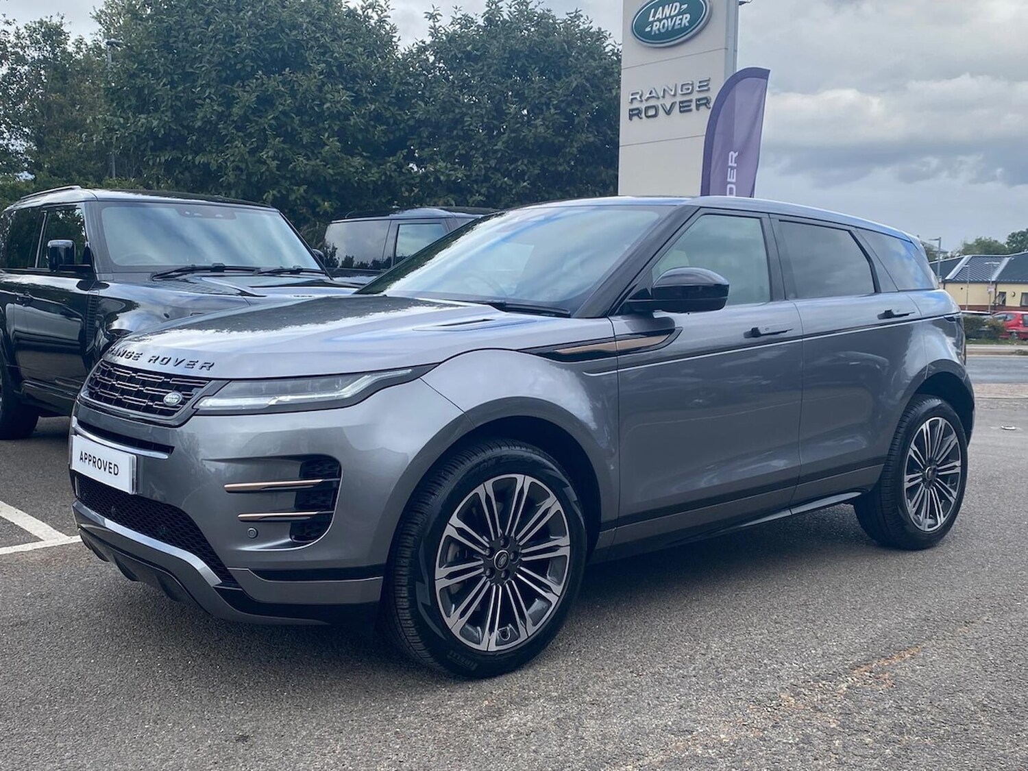 Used Land Rover Range Rover Evoque 2025 for sale - 76040672: Photo 29