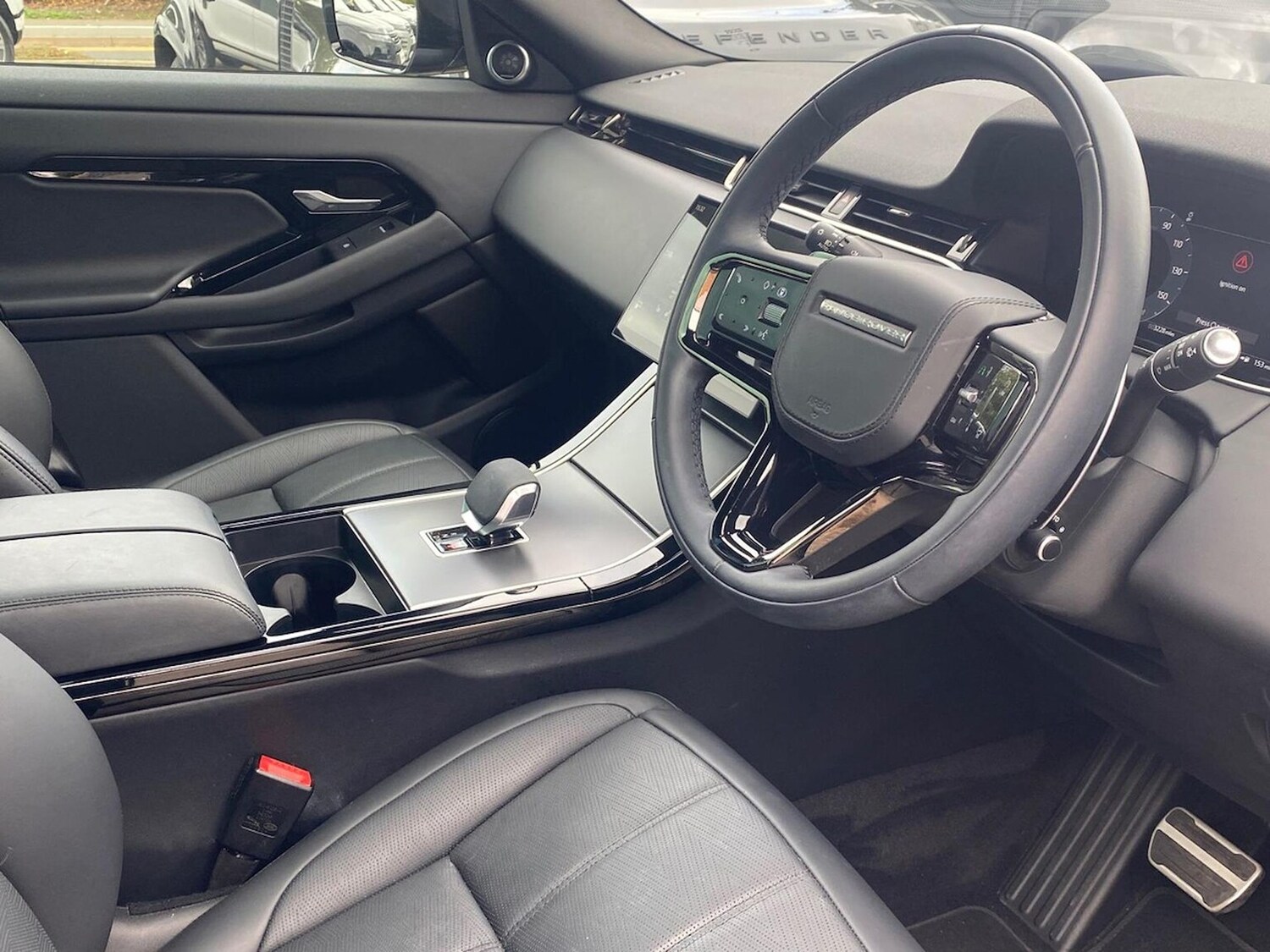 Used Land Rover Range Rover Evoque 2025 for sale - 76040672: Photo 30