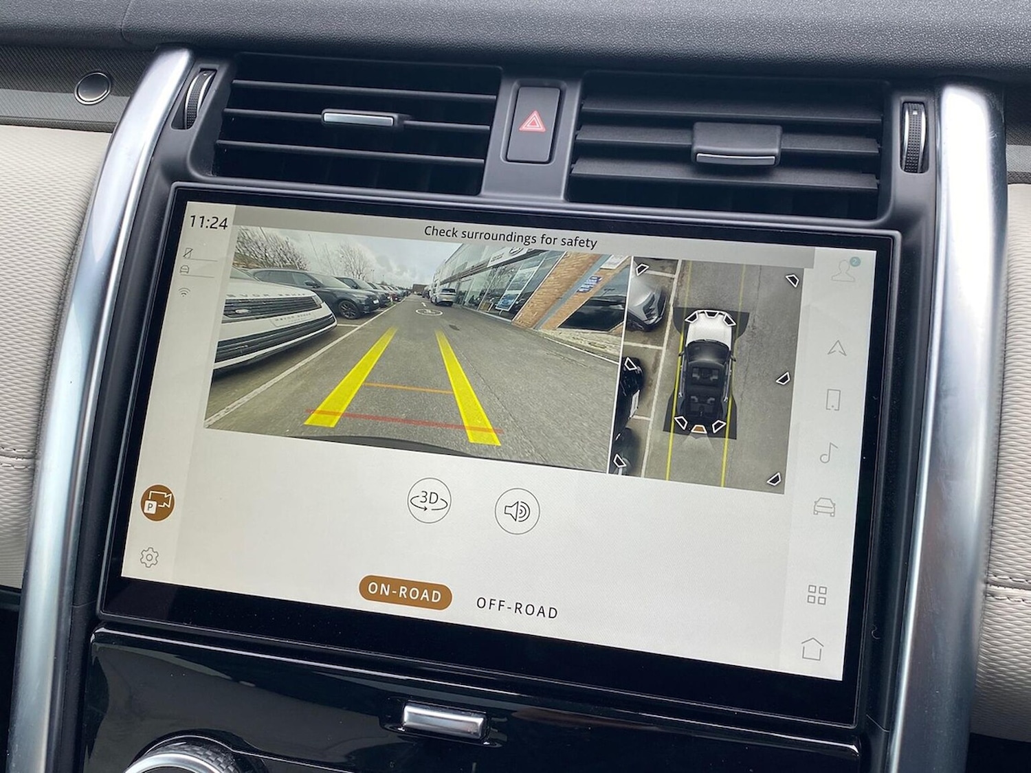 Used Land Rover Discovery 2022 for sale - 77946126: Photo 12