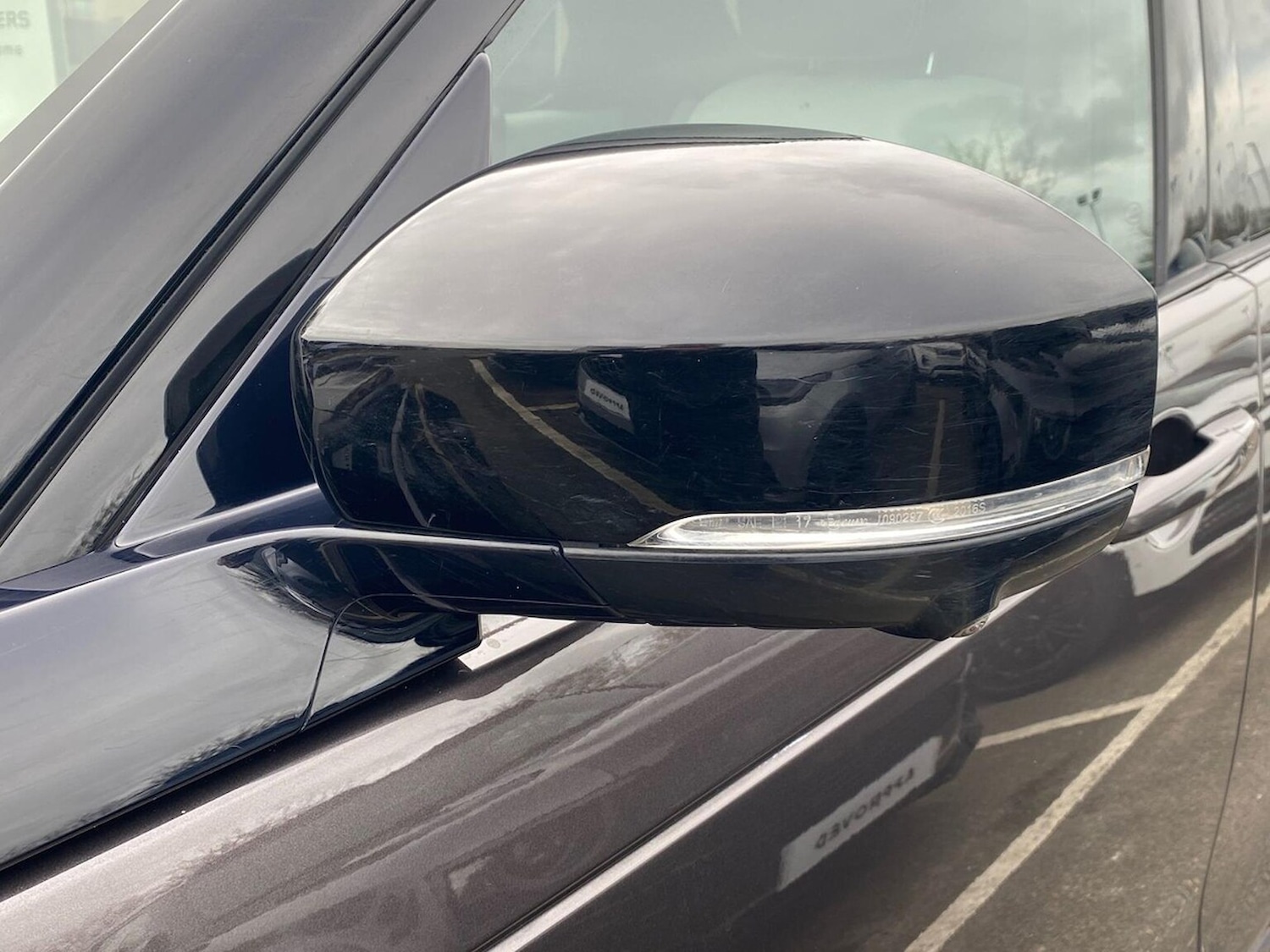 Used Land Rover Discovery 2022 for sale - 77946126: Photo 32