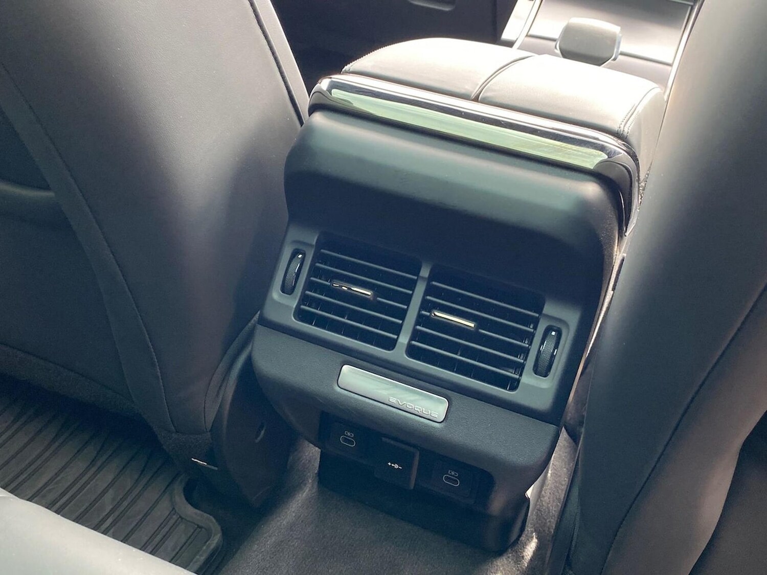 Used Land Rover Range Rover Evoque 2025 for sale - 76114310: Photo 18