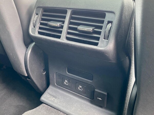 Used Land Rover Range Rover Velar 2024 for sale - 76340559: Photo 18