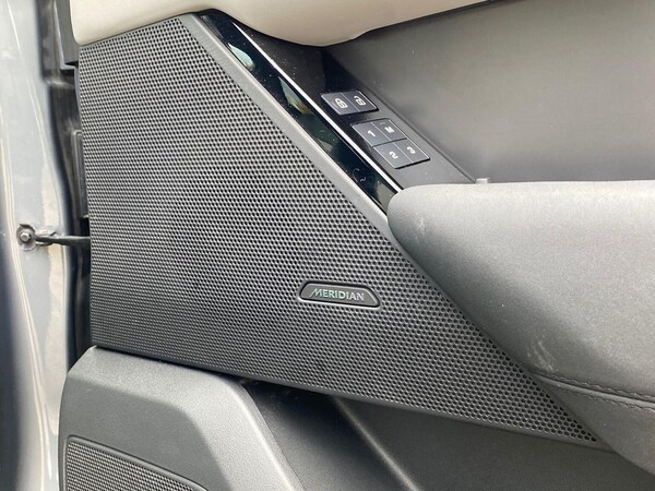 Used Land Rover Range Rover Velar 2024 for sale - 76340559: Photo 24