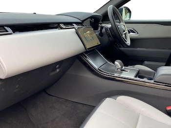 Used Land Rover Range Rover Velar 2024 for sale - 76340559: Photo 3