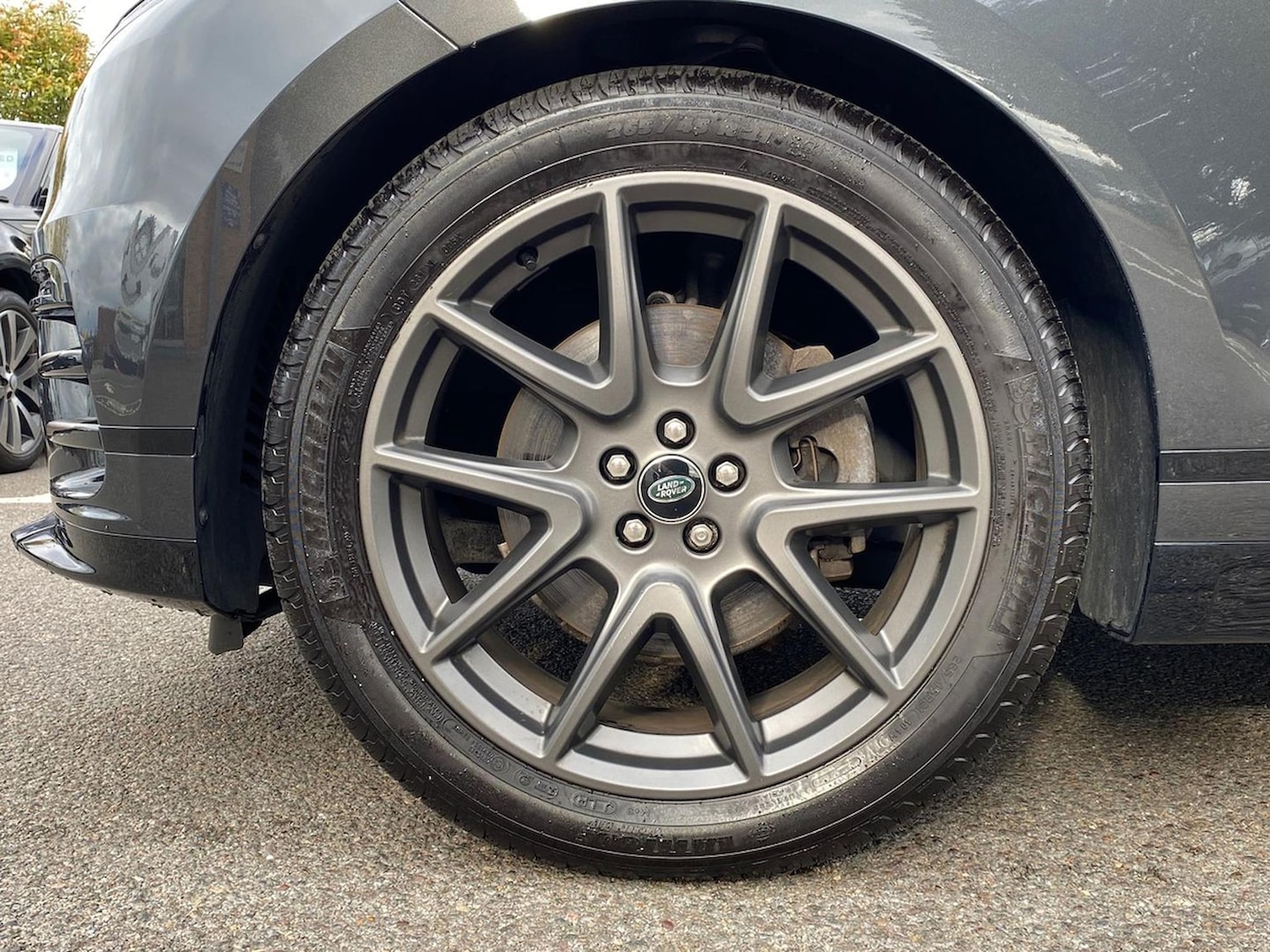 Used Land Rover Range Rover Velar 2024 for sale - 76439785: Photo 8