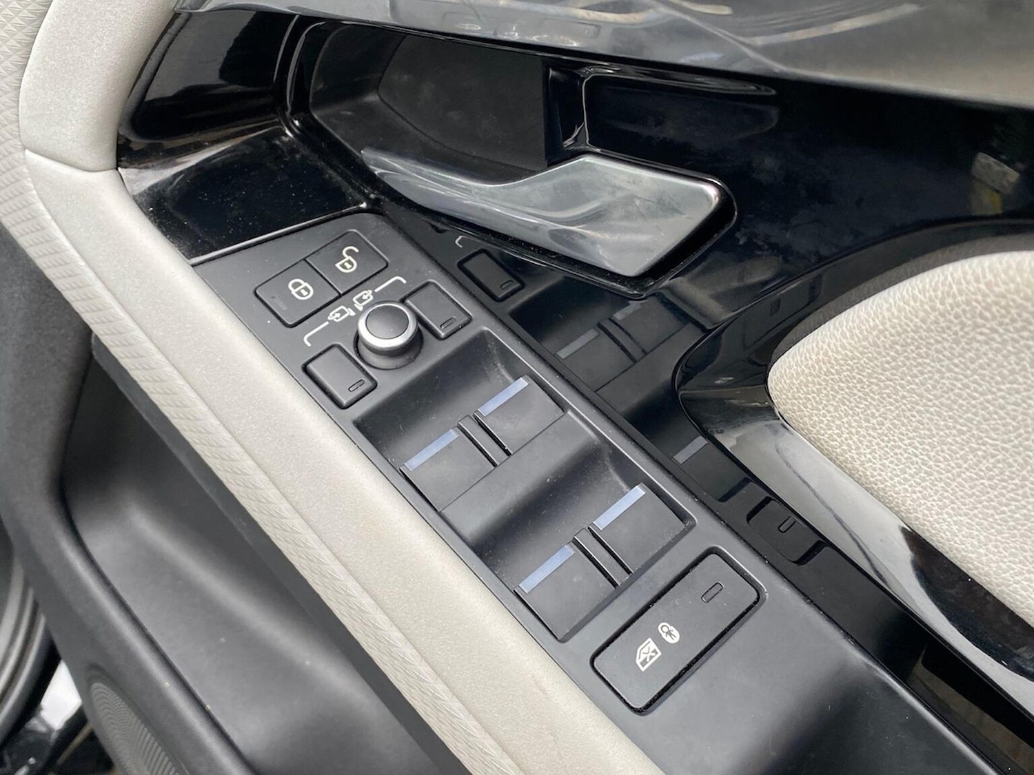 Used Land Rover Range Rover Evoque 2019 for sale - 76946964: Photo 25