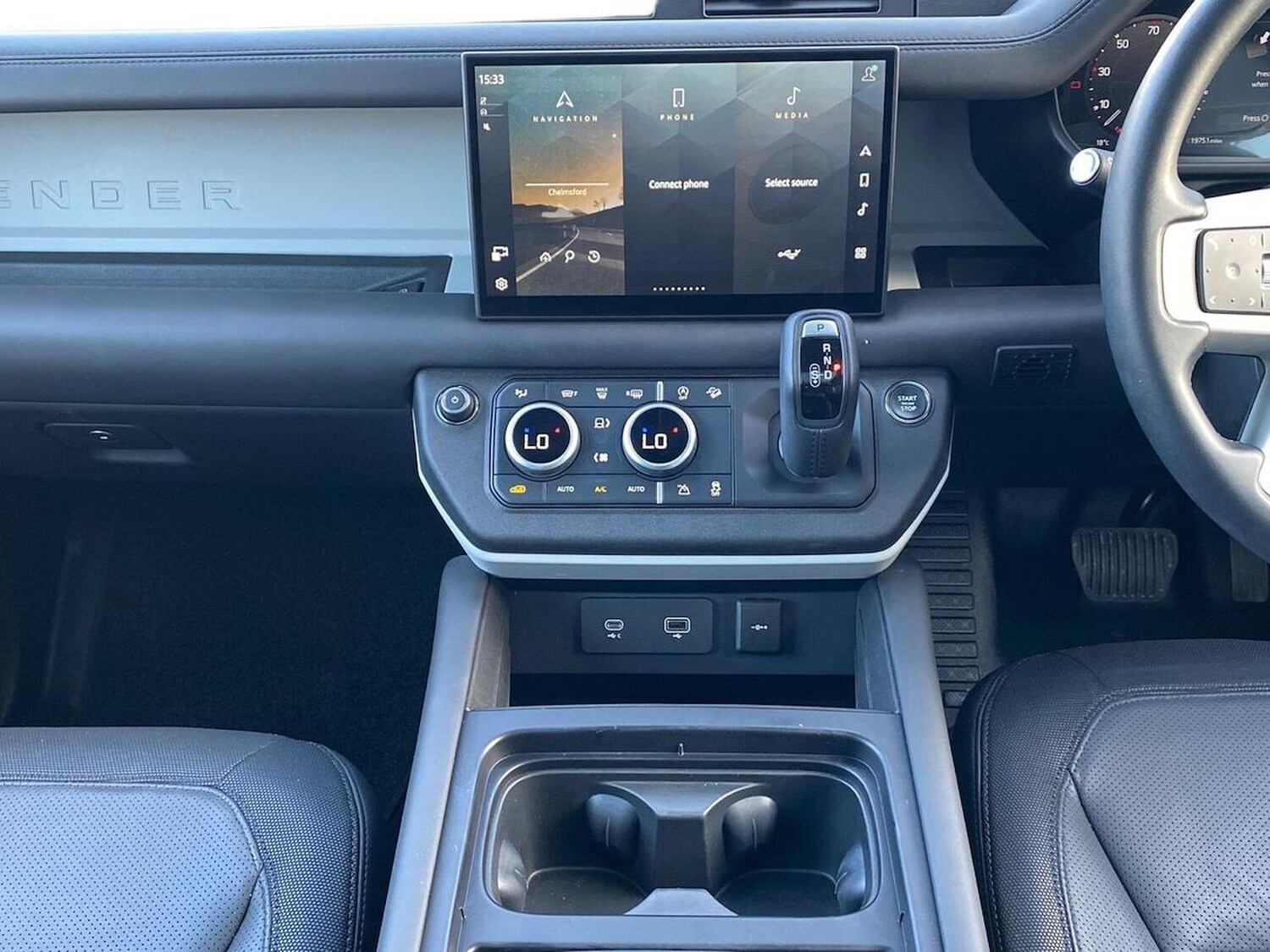 Used Land Rover Defender 2024 for sale - 78176491: Photo 11