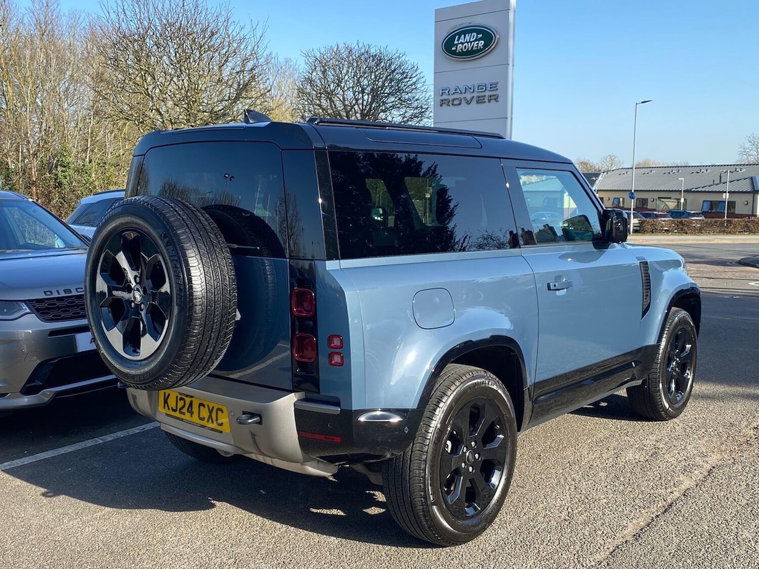 Used Land Rover Defender 2024 for sale - 78176491: Photo 31