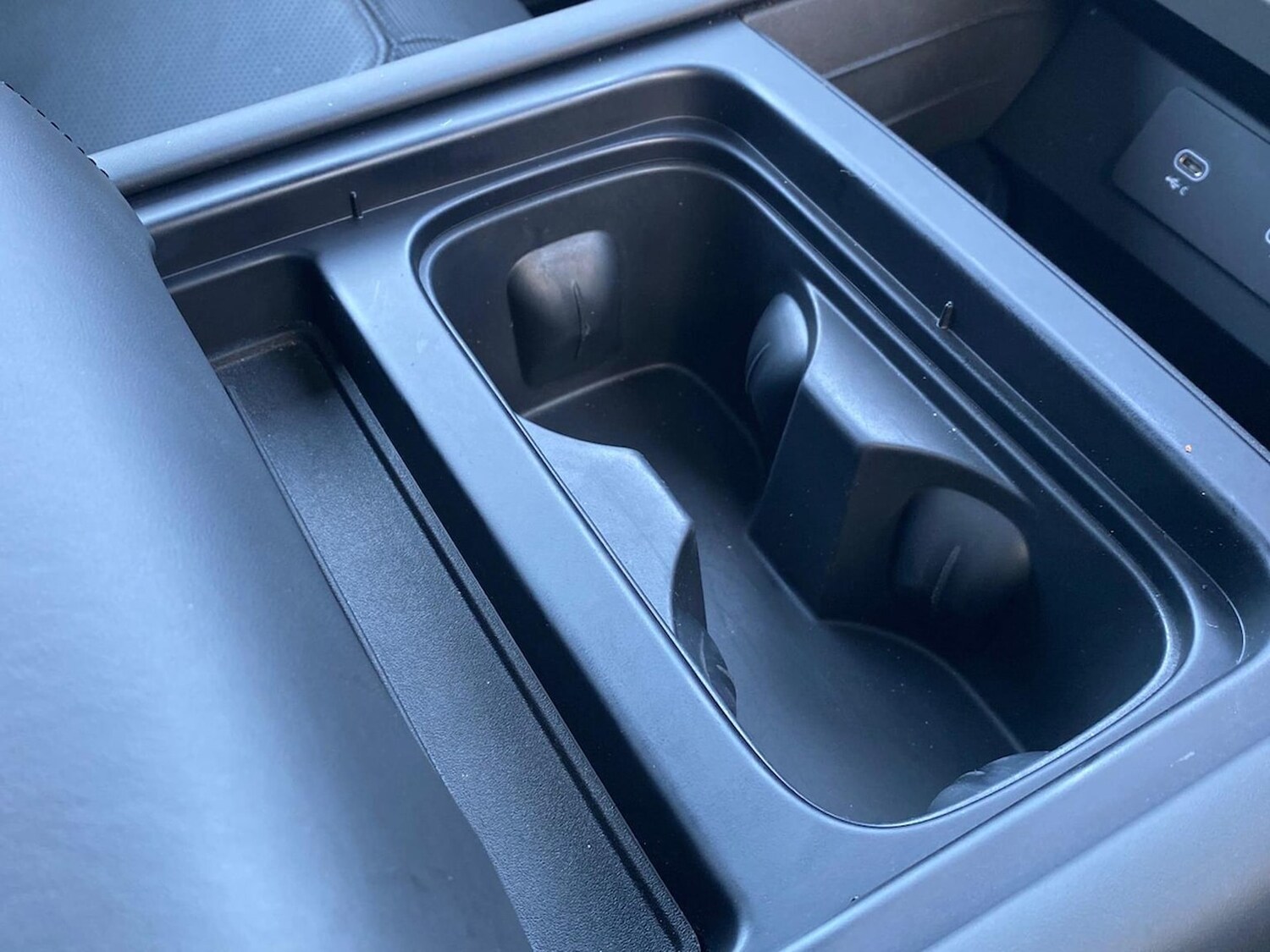 Used Land Rover Defender 2024 for sale - 78176491: Photo 41