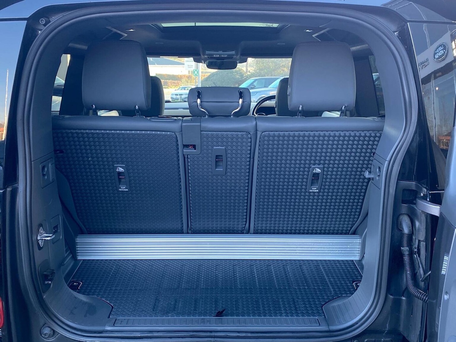 Used Land Rover Defender 2022 for sale - 76911267: Photo 10