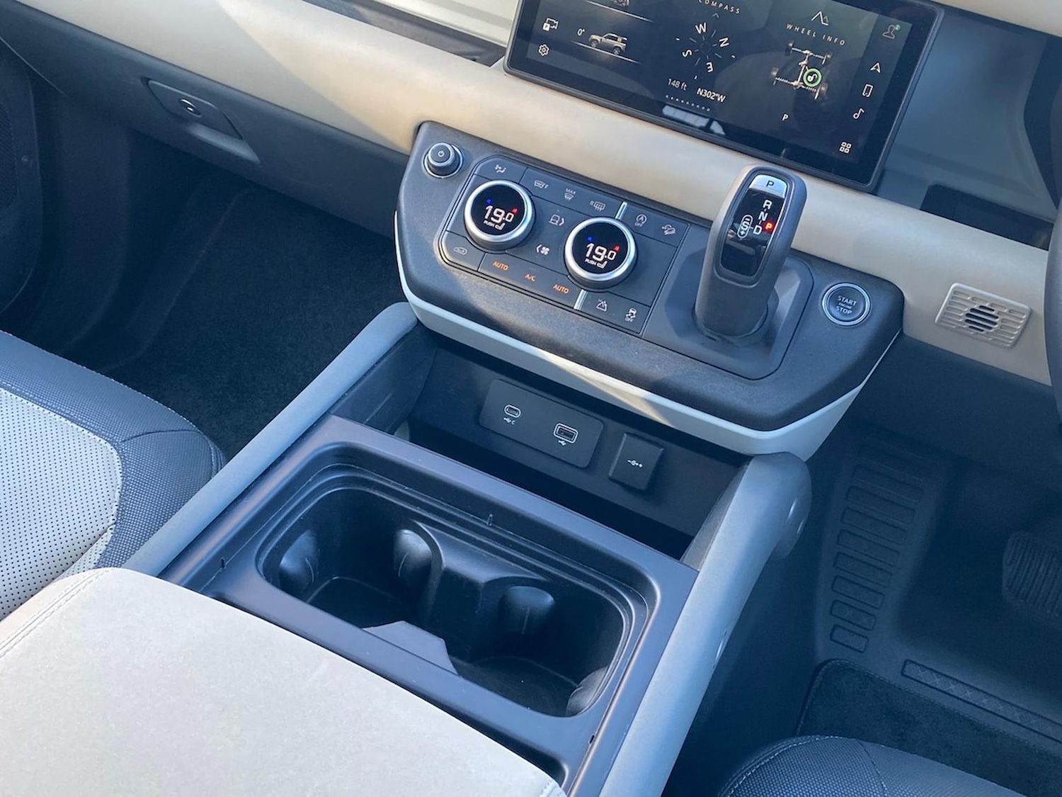 Used Land Rover Defender 2022 for sale - 76911267: Photo 13