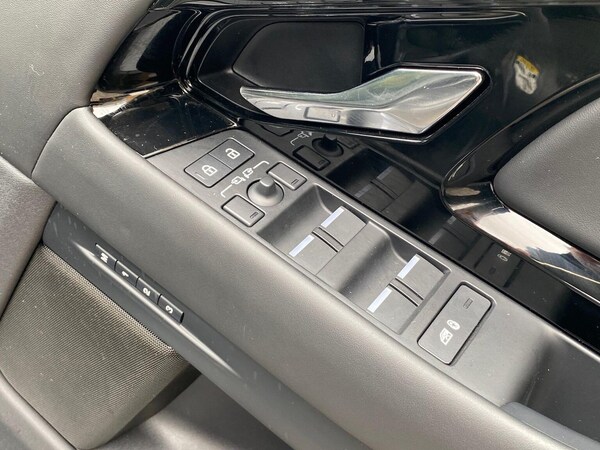Used Land Rover Range Rover Evoque 2025 for sale - 76243912: Photo 25
