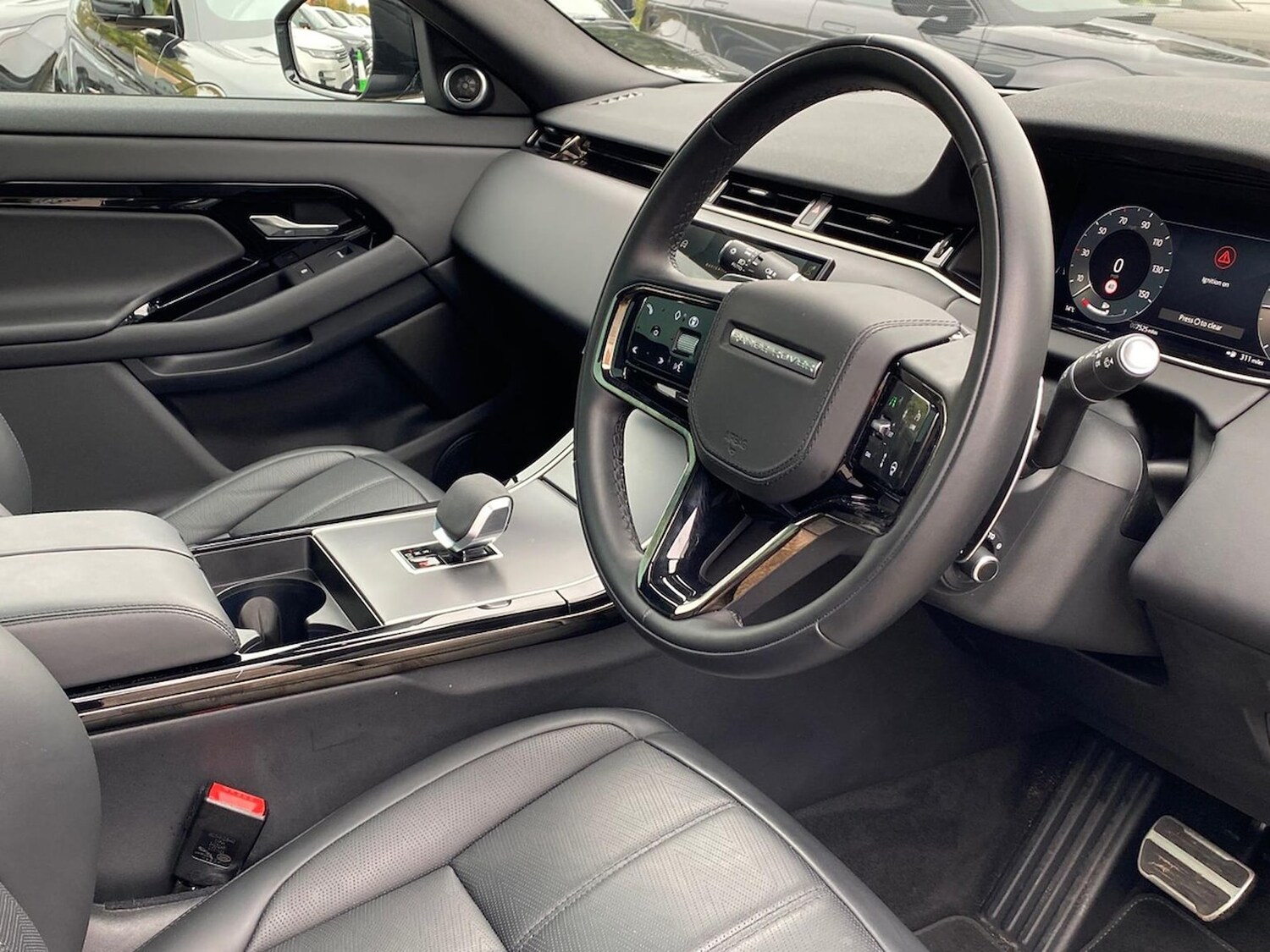 Used Land Rover Range Rover Evoque 2025 for sale - 76243912: Photo 30