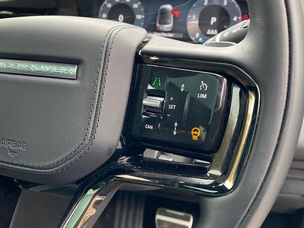 Used Land Rover Range Rover Evoque 2025 for sale - 76243912: Photo 31