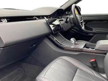 Used Land Rover Range Rover Evoque 2025 for sale - 76243912: Photo
