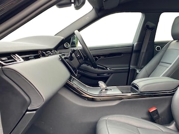 Used Land Rover Range Rover Evoque 2025 for sale - 77681885: Photo