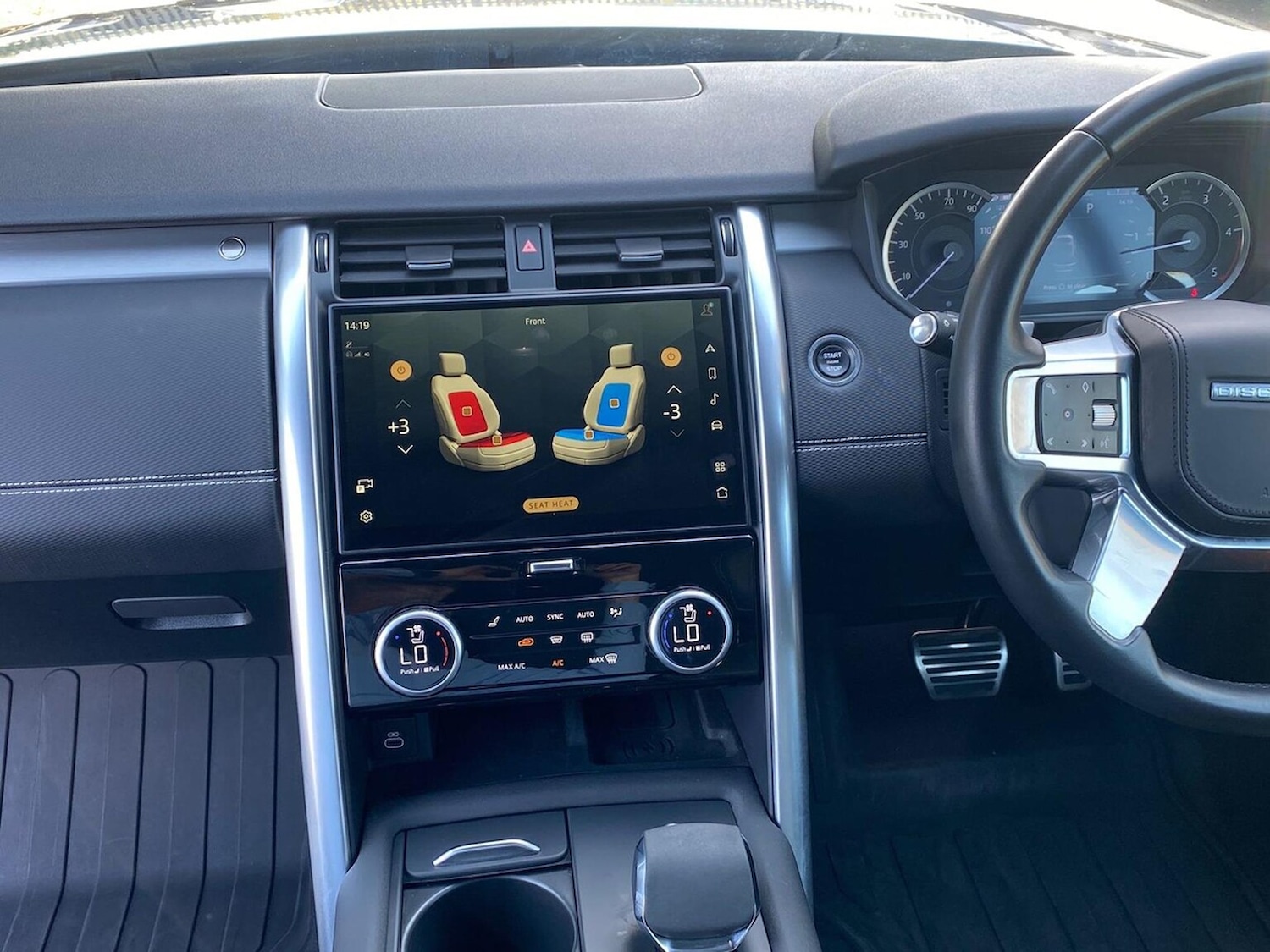 Used Land Rover Discovery 2023 for sale - 78210210: Photo 16