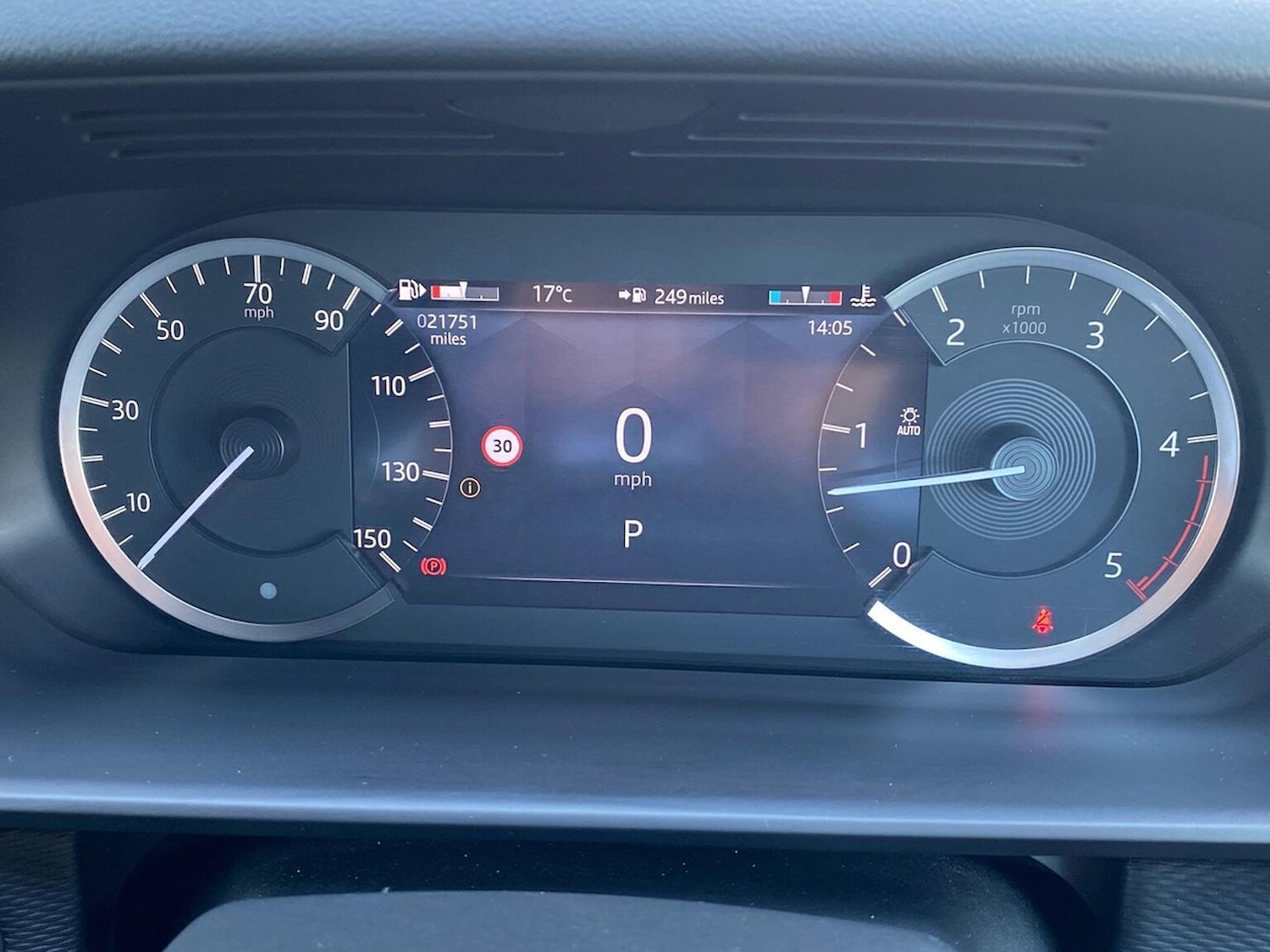 Used Land Rover Discovery 2023 for sale - 78210210: Photo 18