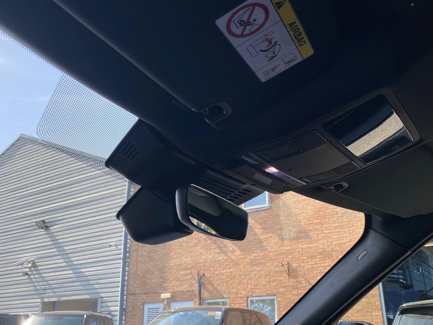 Used Land Rover Discovery 2023 for sale - 78210210: Photo 25