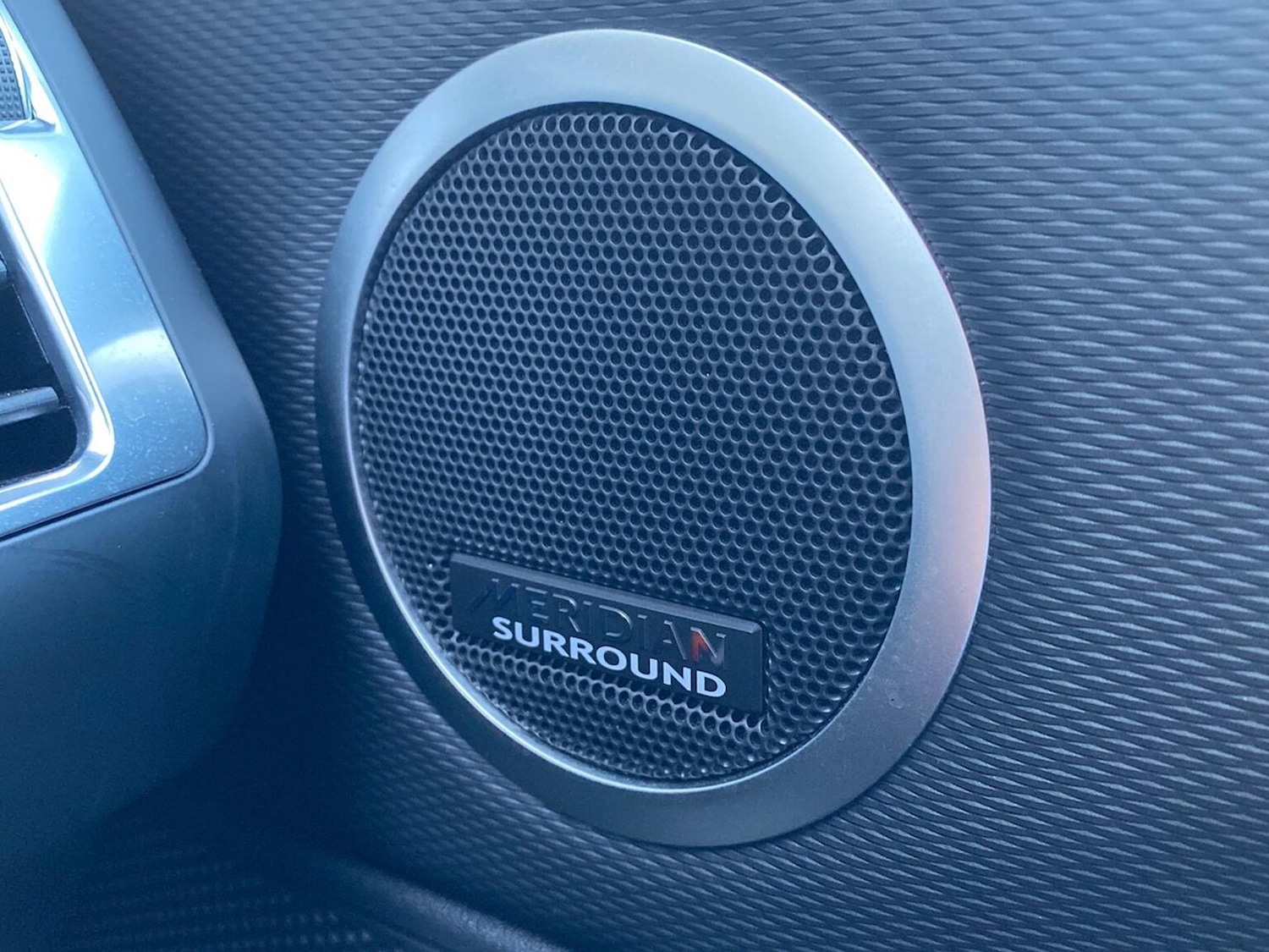 Used Land Rover Discovery 2023 for sale - 78210210: Photo 26