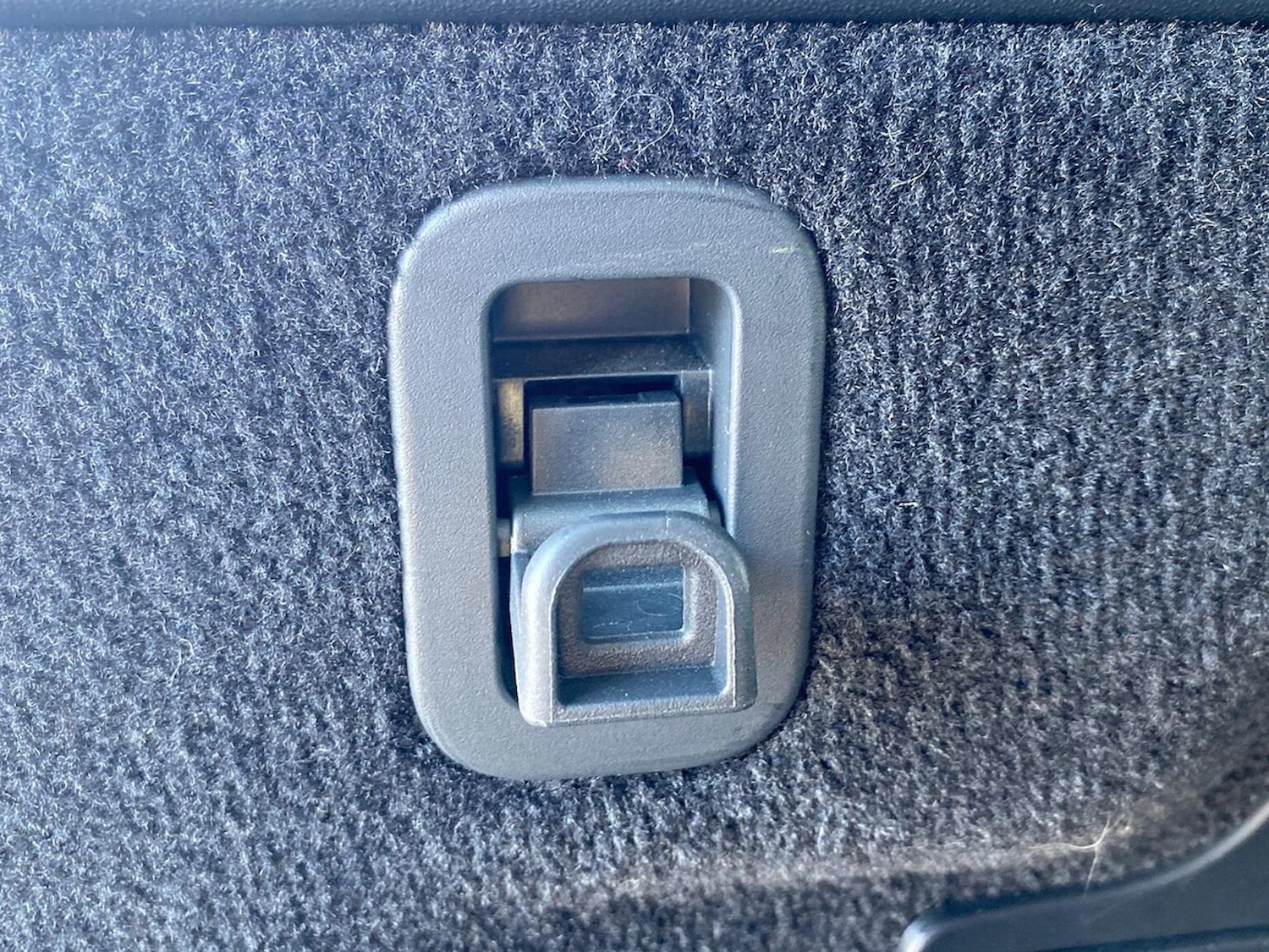 Used Land Rover Discovery 2023 for sale - 78210210: Photo 29