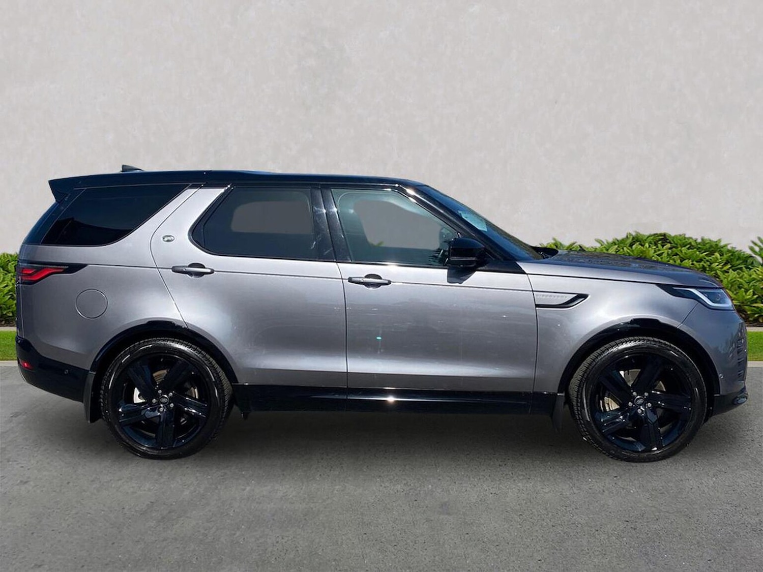 Used Land Rover Discovery 2023 for sale - 78210210: Photo 7