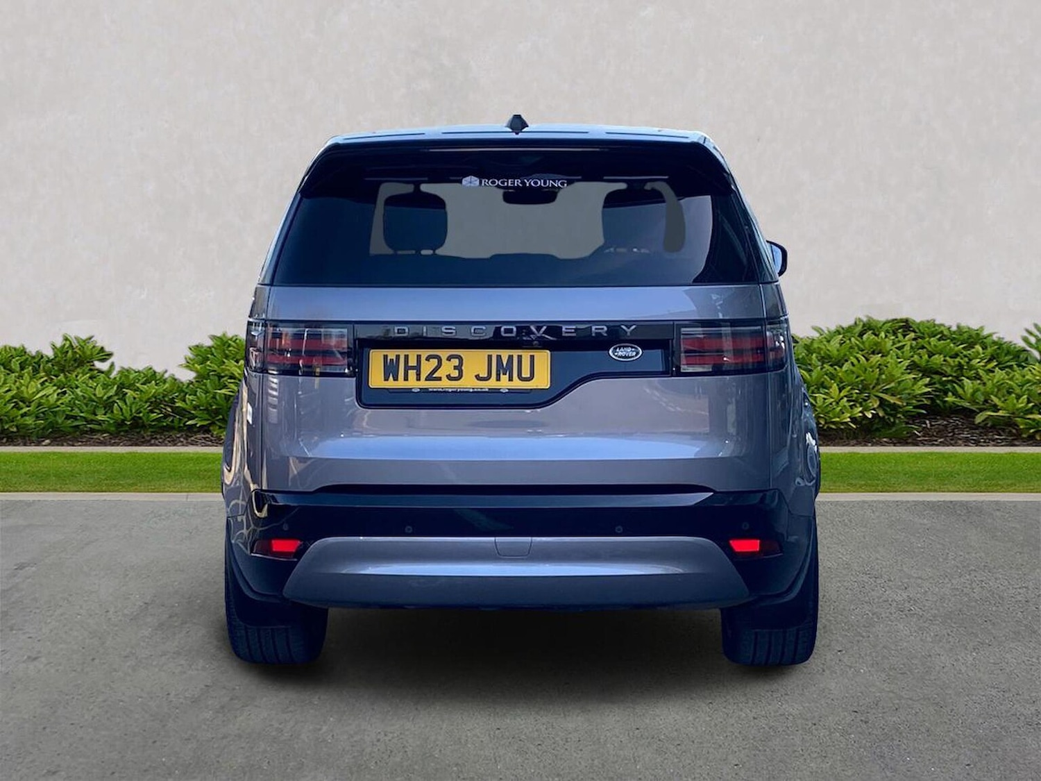 Used Land Rover Discovery 2023 for sale - 78210210: Photo 8