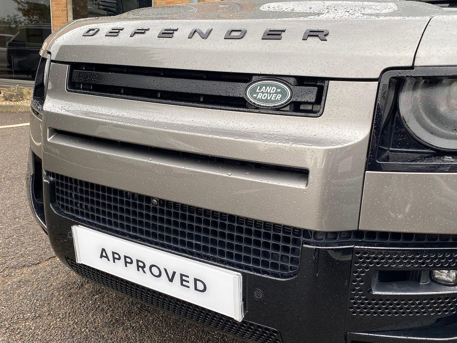 Used Land Rover Defender 2024 for sale - 76897082: Photo 20