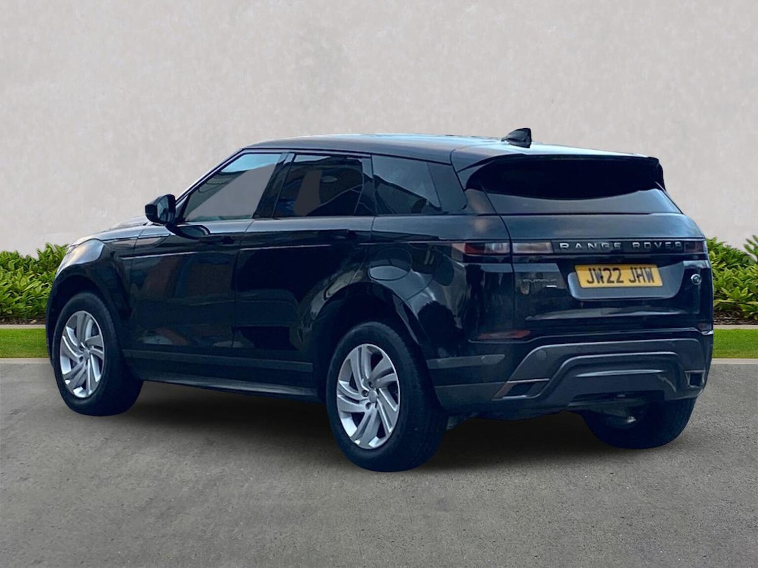 Used Land Rover Range Rover Evoque 2023 for sale - 76699407: Photo 2