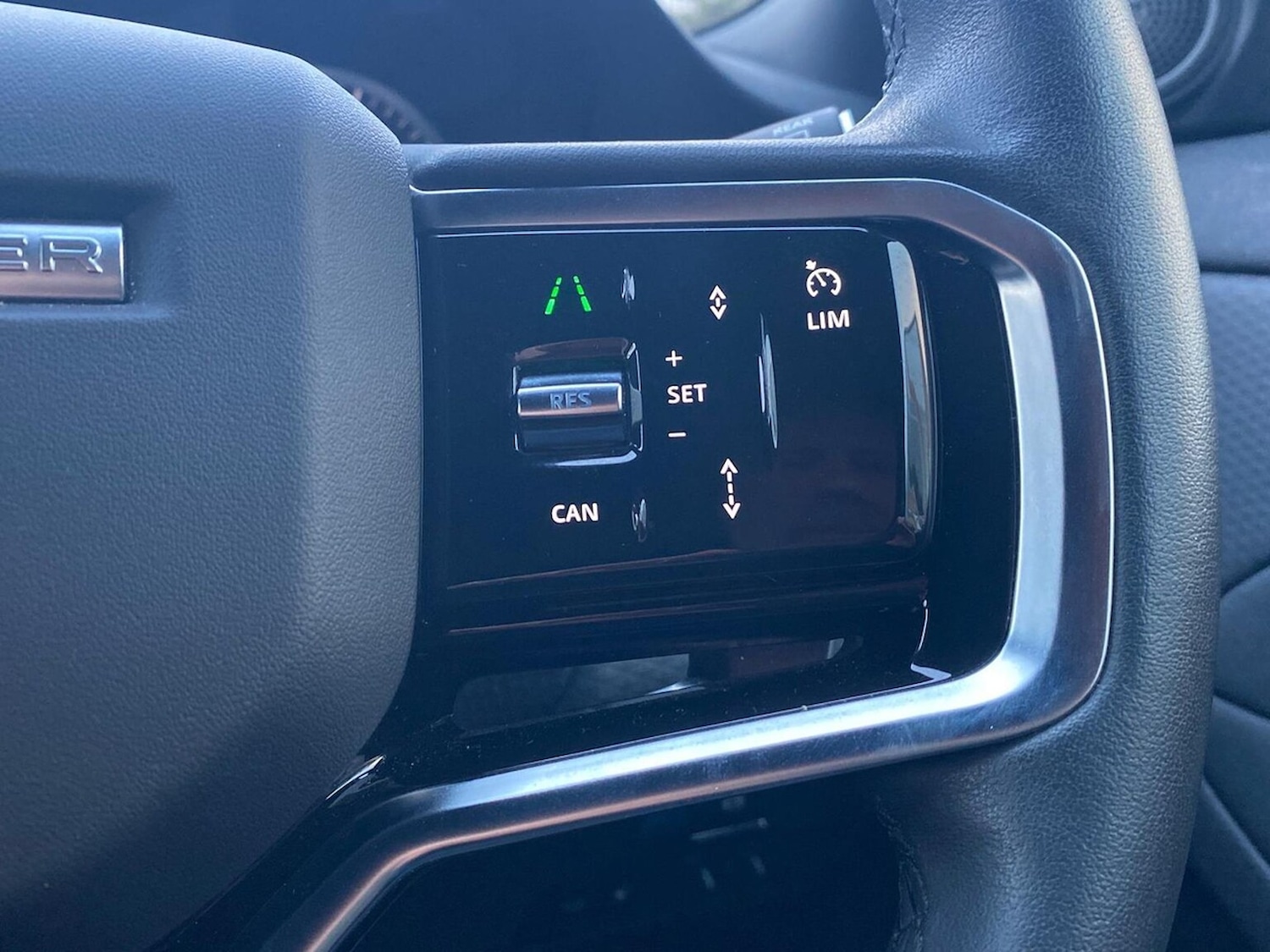 Used Land Rover Range Rover Evoque 2023 for sale - 76699407: Photo 33