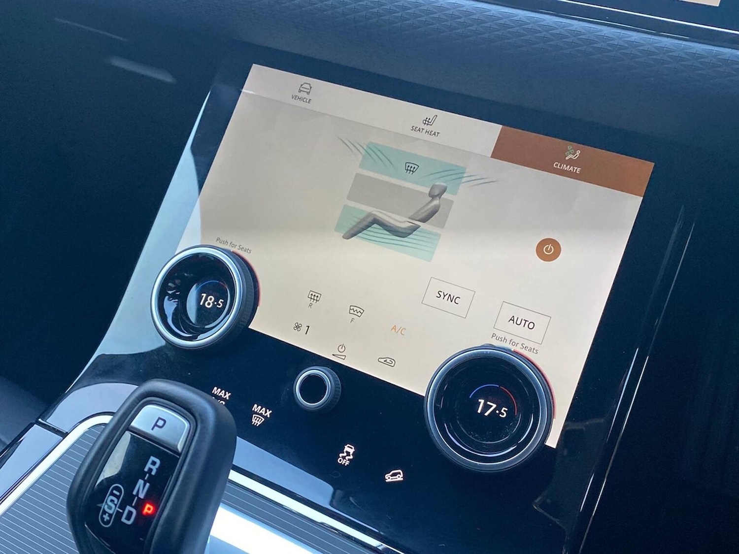 Used Land Rover Range Rover Evoque 2023 for sale - 76699407: Photo 39