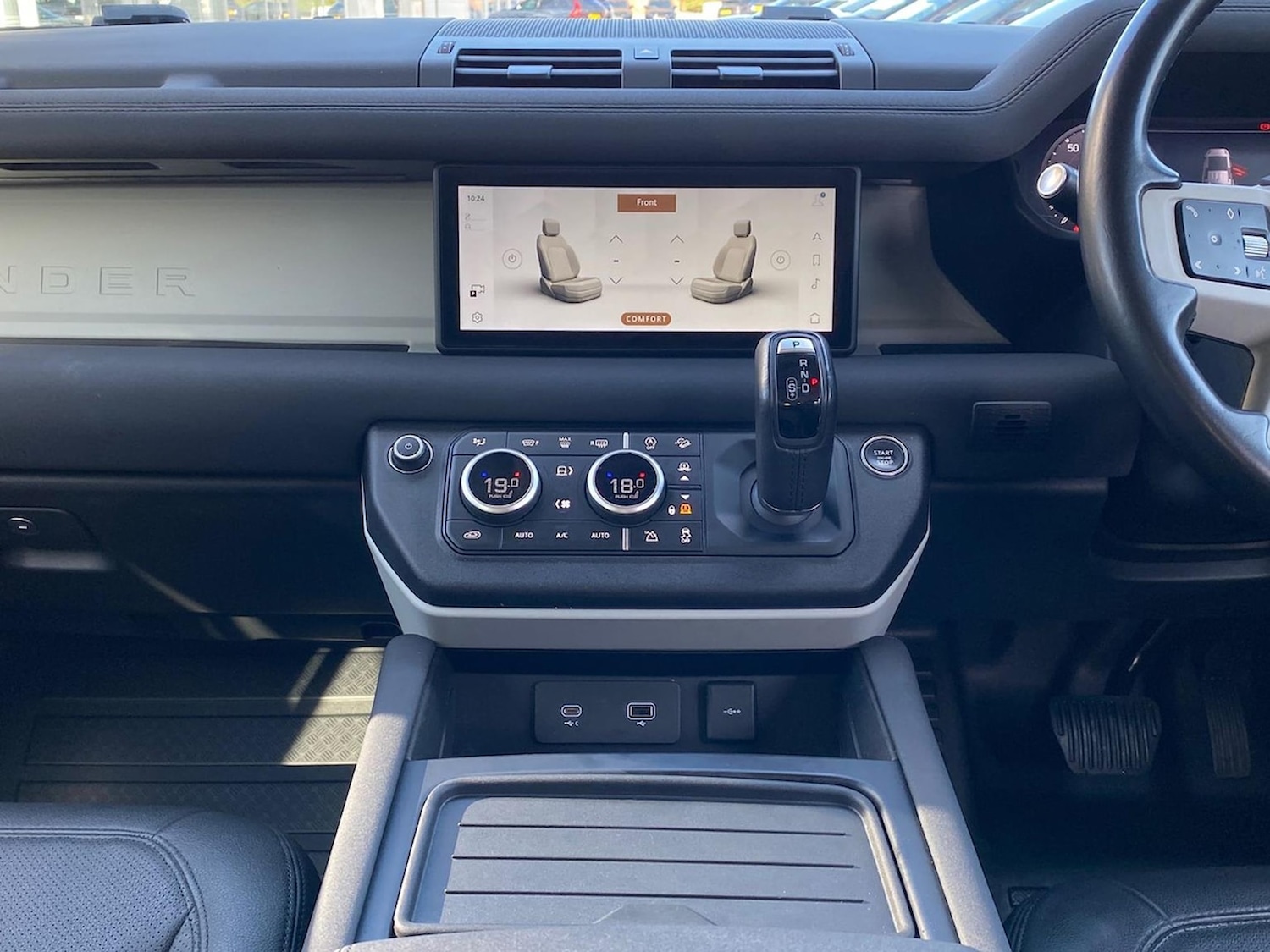 Used Land Rover Defender 2022 for sale - 76518612: Photo 14