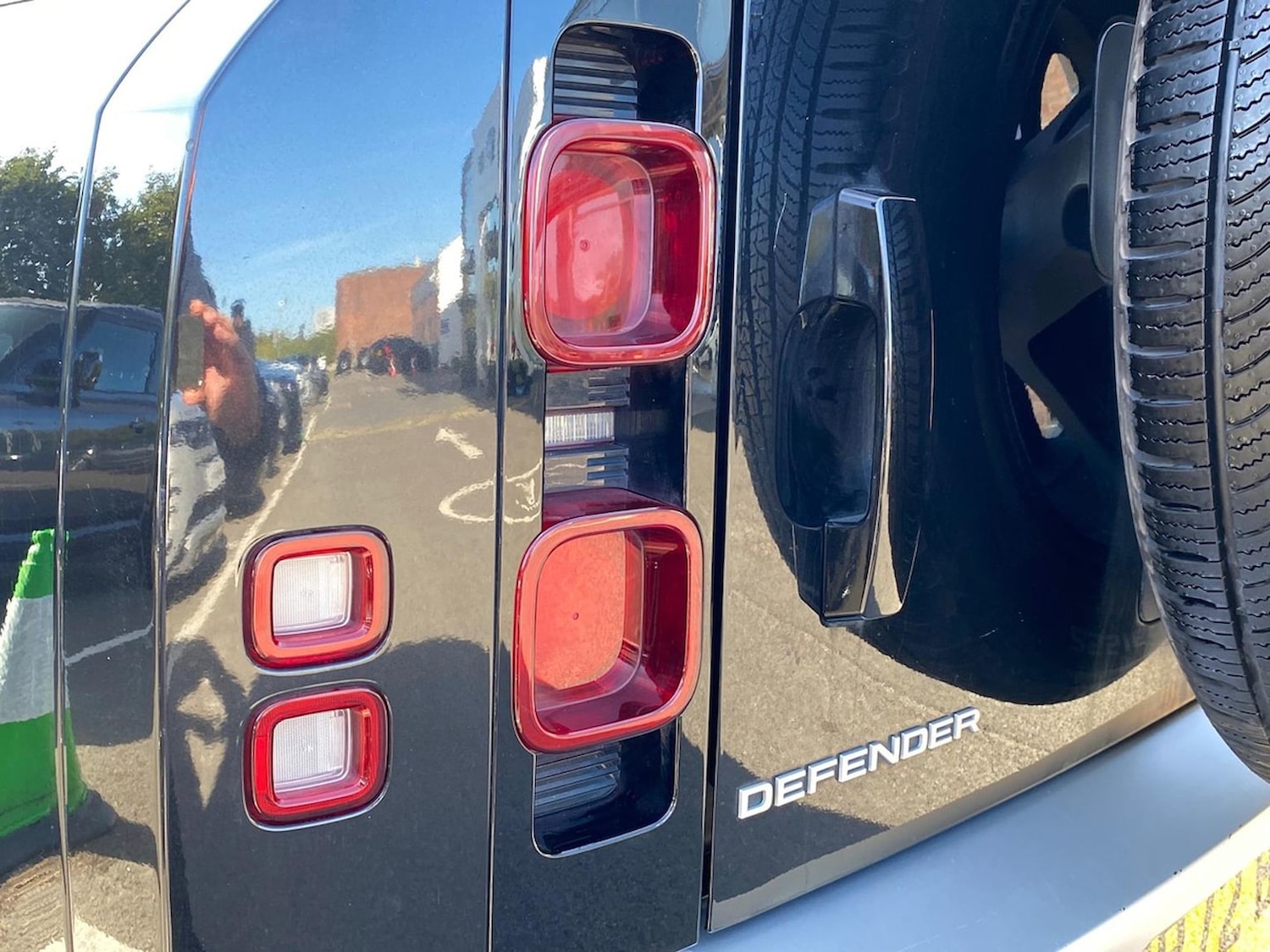 Used Land Rover Defender 2022 for sale - 76518612: Photo 19