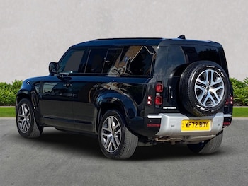 Used Land Rover Defender 2022 for sale - 76518612: Photo